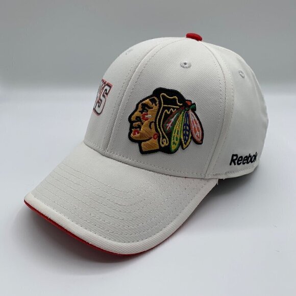Chicago Blackhawks NHL White Reebok Center Ice Stretch Fitted Hat Mens L/XL - Picture 1 of 6